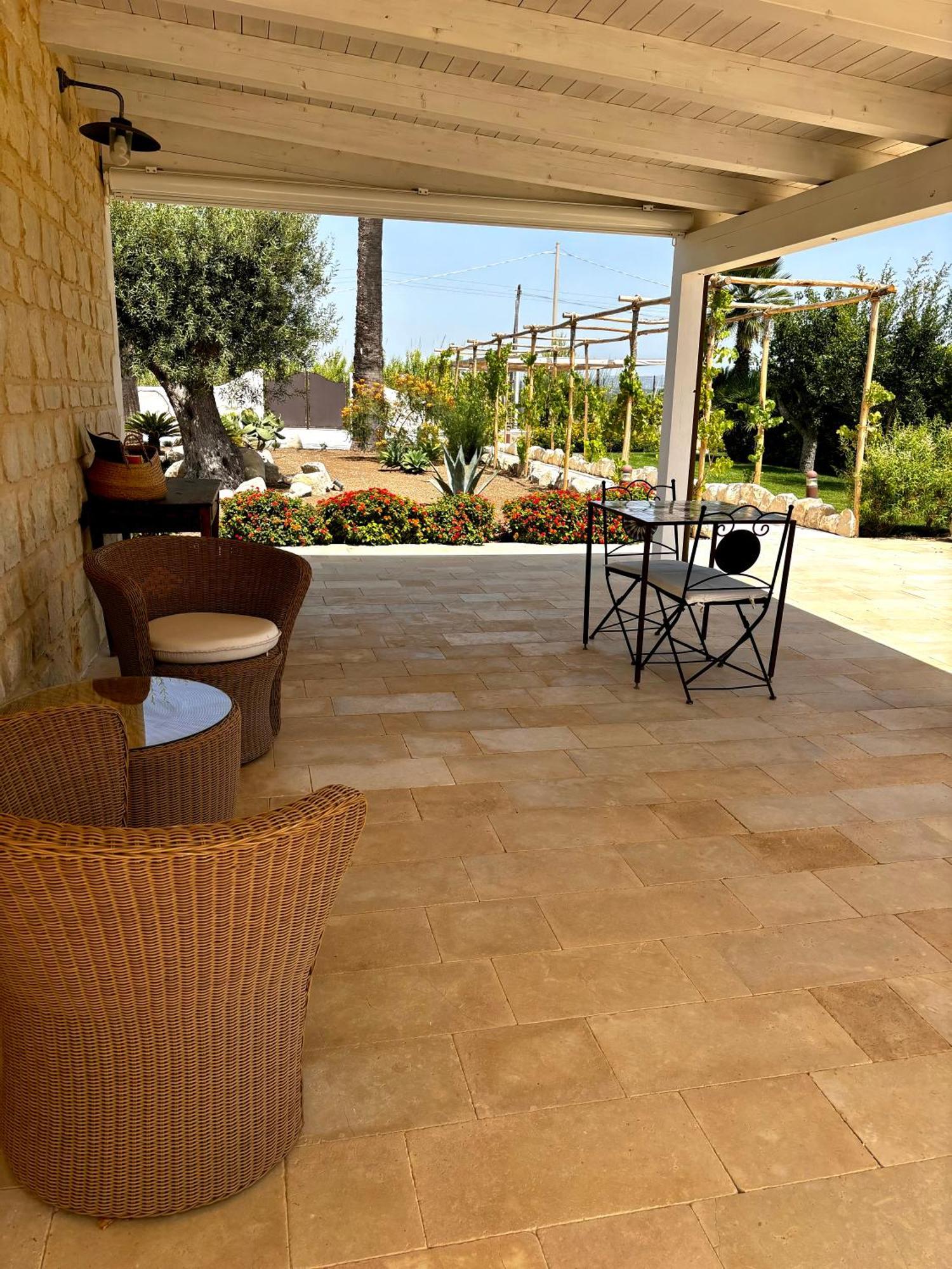 Terranura Bed & Breakfast Reitani